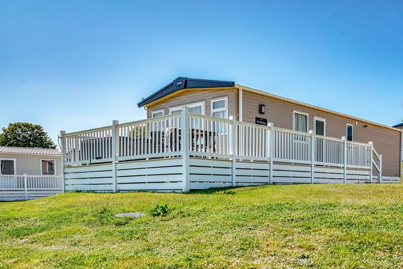 Kingfisher Accessible - Meadow Lakes Holiday Park, Nr St Austell