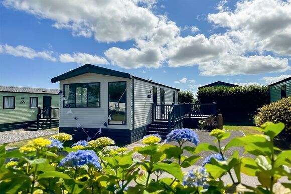 Hideaway Signature Pet Friendly Hot Tub - Trelay Hideaway Holiday Park, Pelynt, near Looe and Polperro