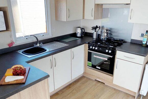 Gold 2 Caravan - Birchington Vale, Birchington