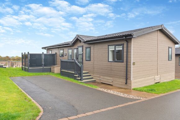 Contemporary 6 (Pet) - Ullswater Heights, Greystoke, Nr Penrith