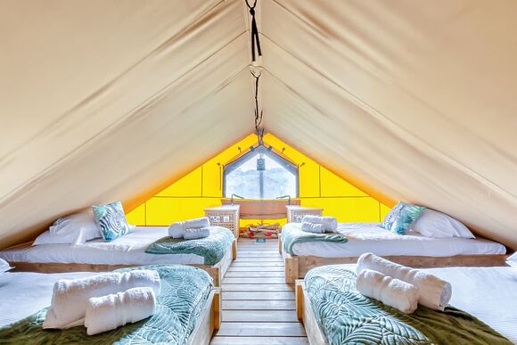 Family Safari Tent 8 (Pet) - Ullswater Heights, Greystoke, Nr Penrith