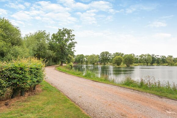 Wigmore Meadow View - Wigmore Lakes Lodges, Wattleborough, Nr Shrewsbury