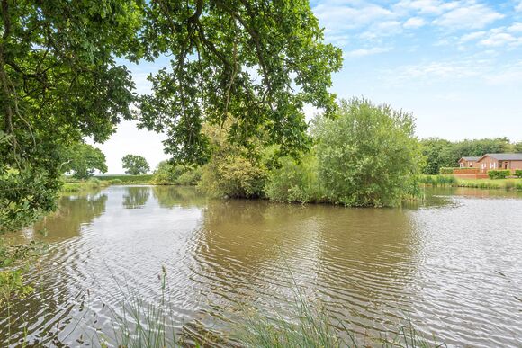 Wigmore Meadow View - Wigmore Lakes Lodges, Wattleborough, Nr Shrewsbury