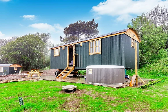 Wheal Premier Shepherd Hut  