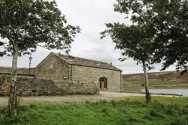 Snave Barn