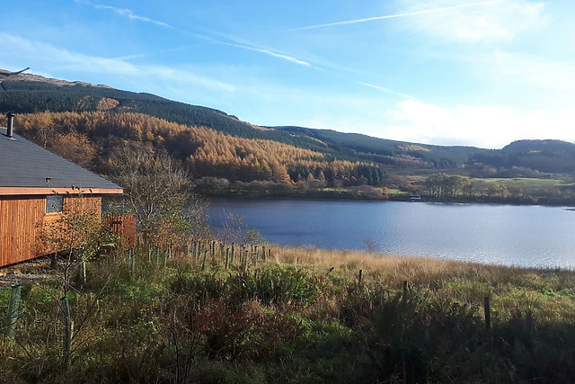 Strathyre Golden Oak Lochside