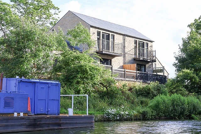 Waters Edge Lock View