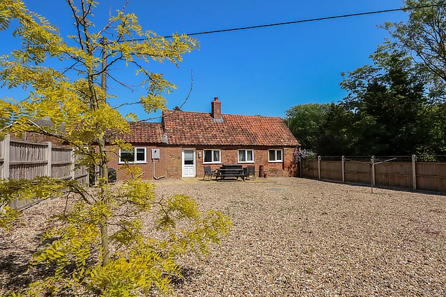 Hadleigh Farm Cottage